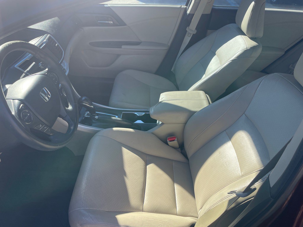 2015 Honda Accord Image 10