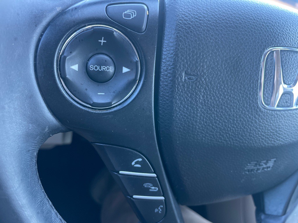 2015 Honda Accord Image 20