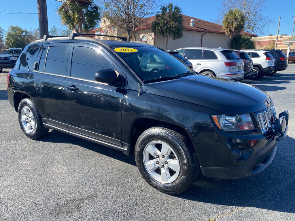 2017 Jeep Compass Image 5