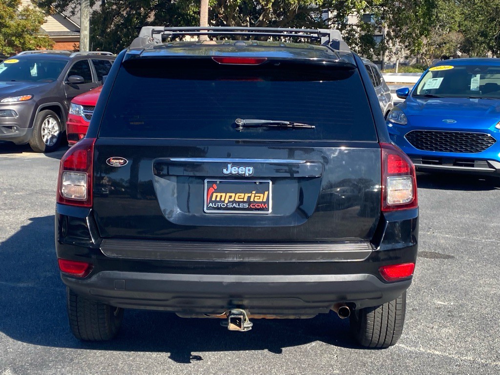 2017 Jeep Compass Image 8