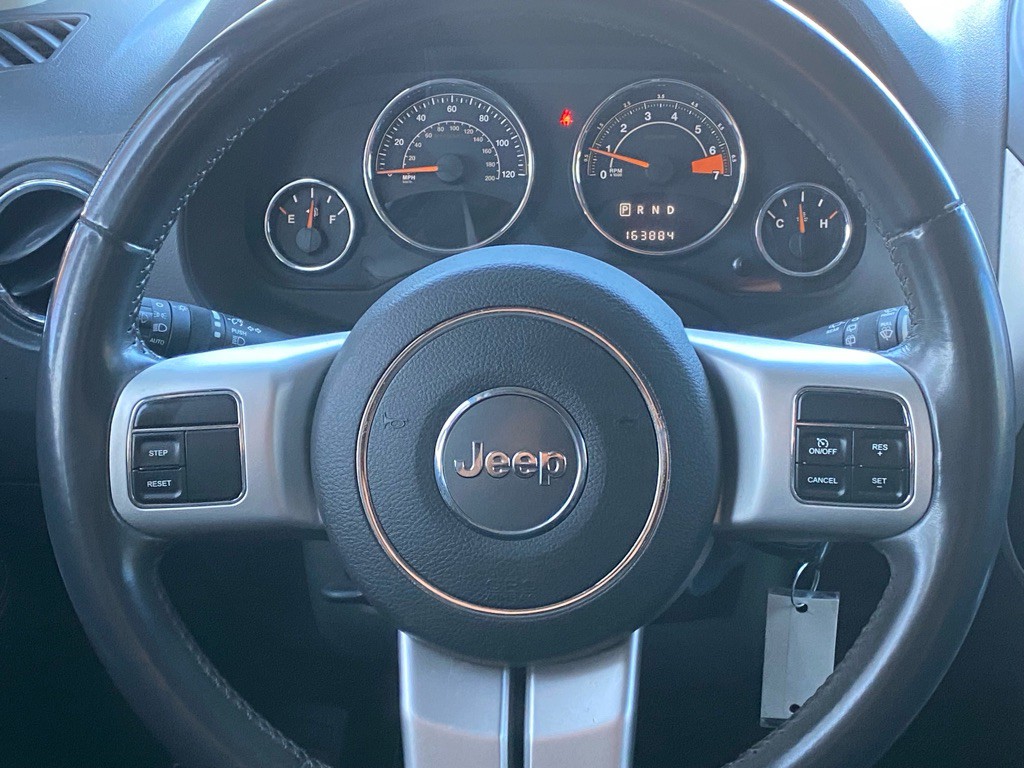 2017 Jeep Compass Image 15