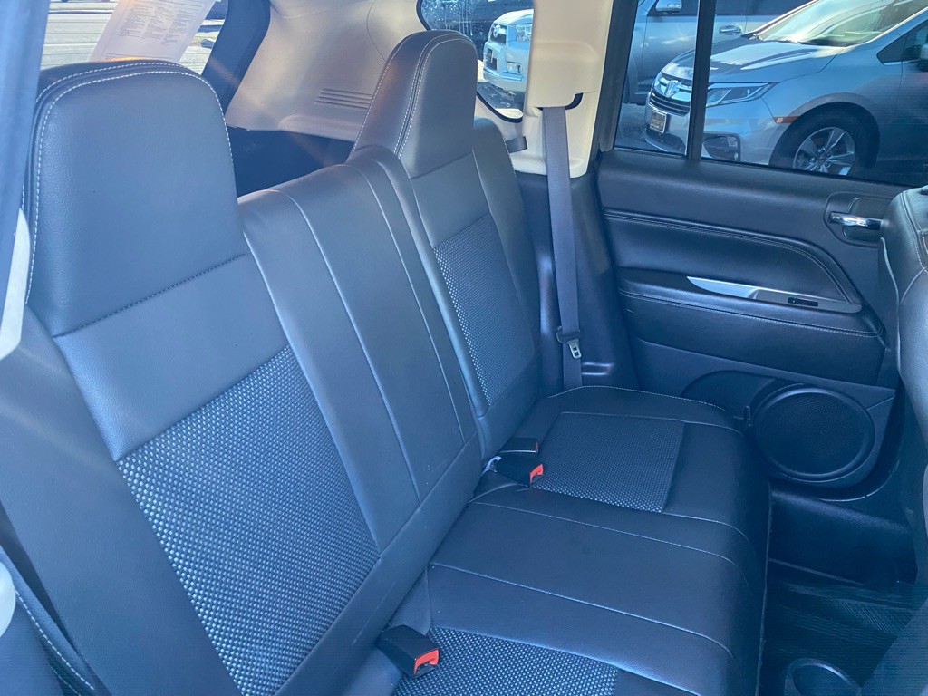 2017 Jeep Compass Image 41