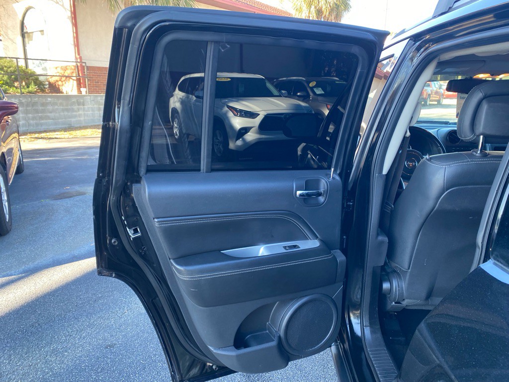 2017 Jeep Compass Image 56
