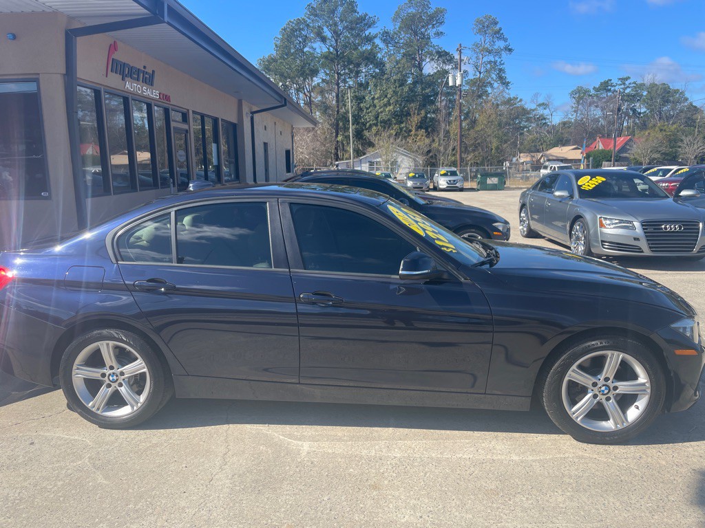 2015 BMW 3 Series Image 2