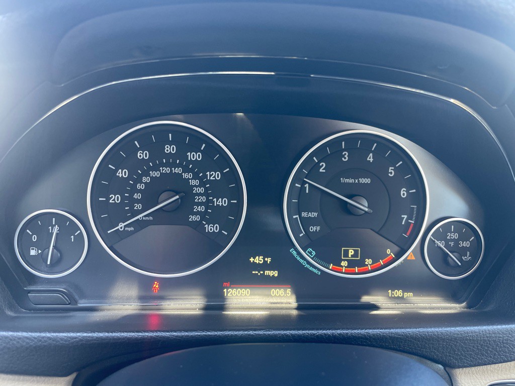 2015 BMW 3 Series Image 19