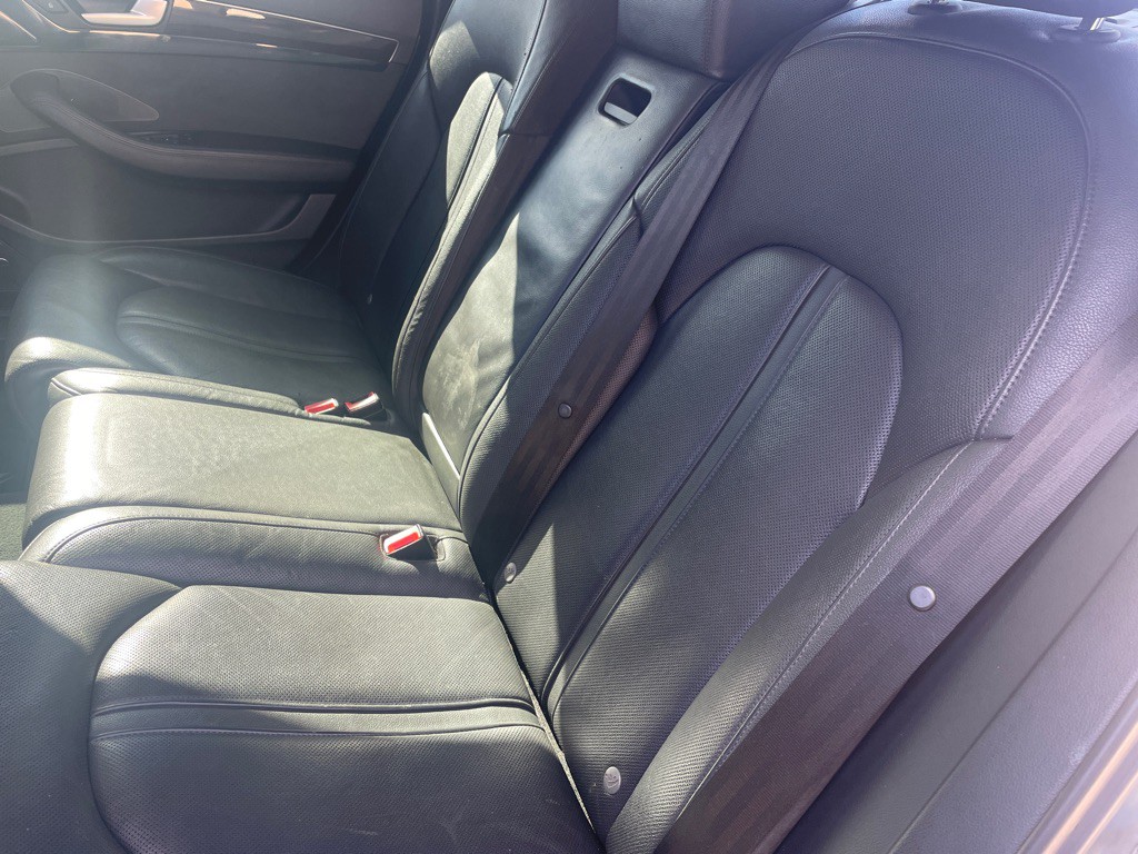 2014 Audi A8 Image 14