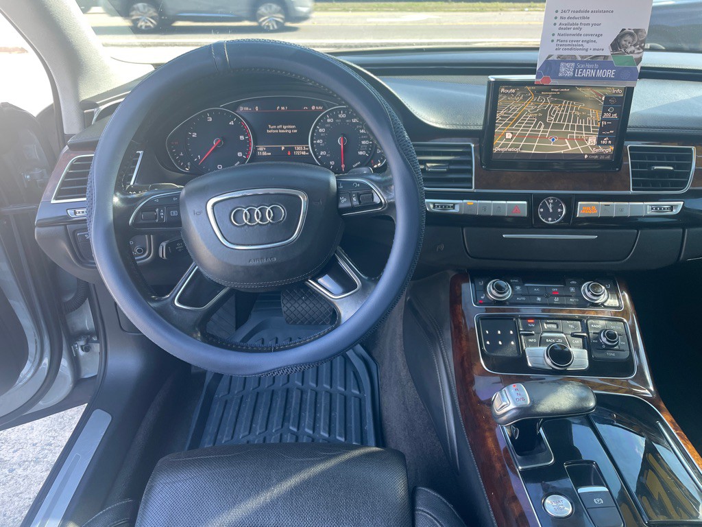2014 Audi A8 Image 30