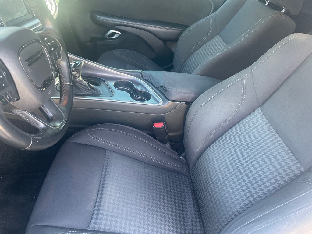 2018 Dodge Challenger Image 10