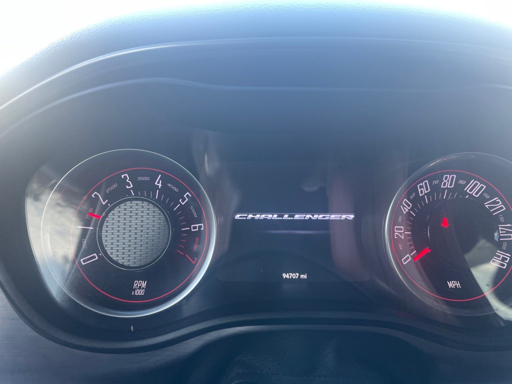 2018 Dodge Challenger Image 16