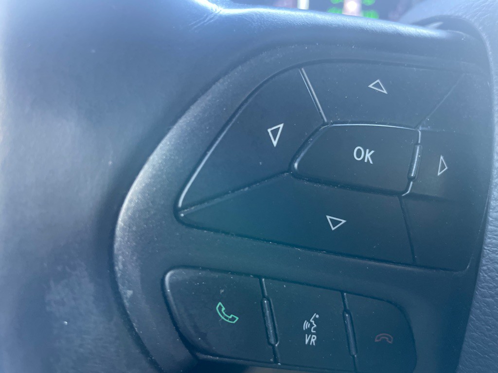 2018 Dodge Challenger Image 19