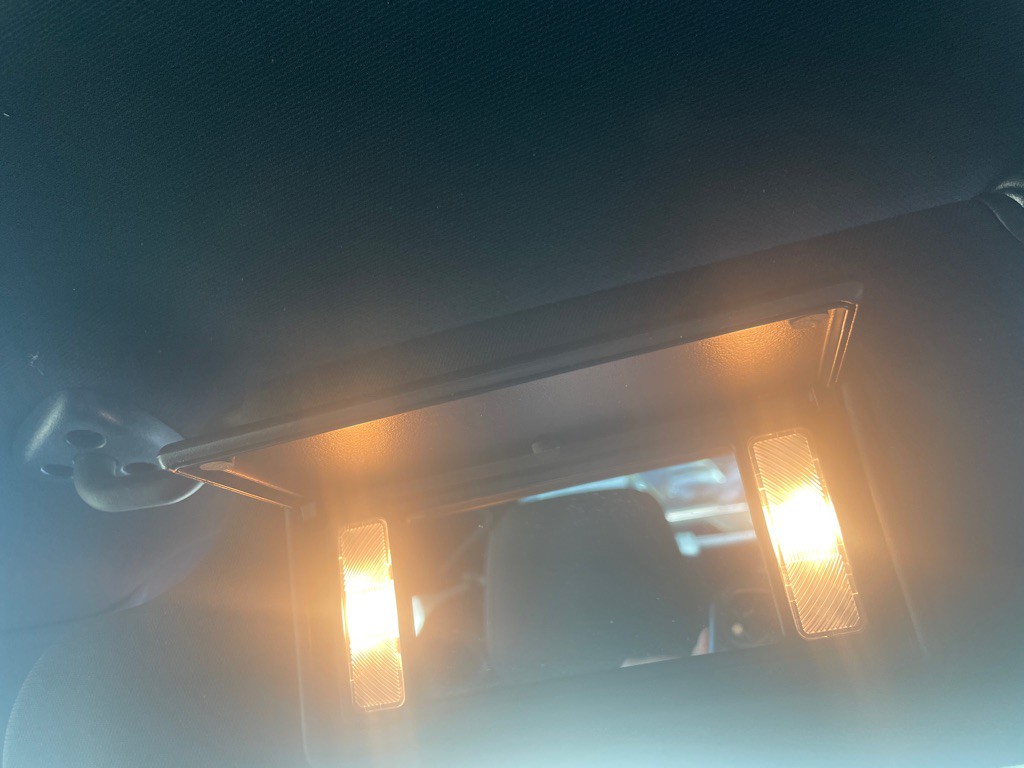 2018 Dodge Challenger Image 21