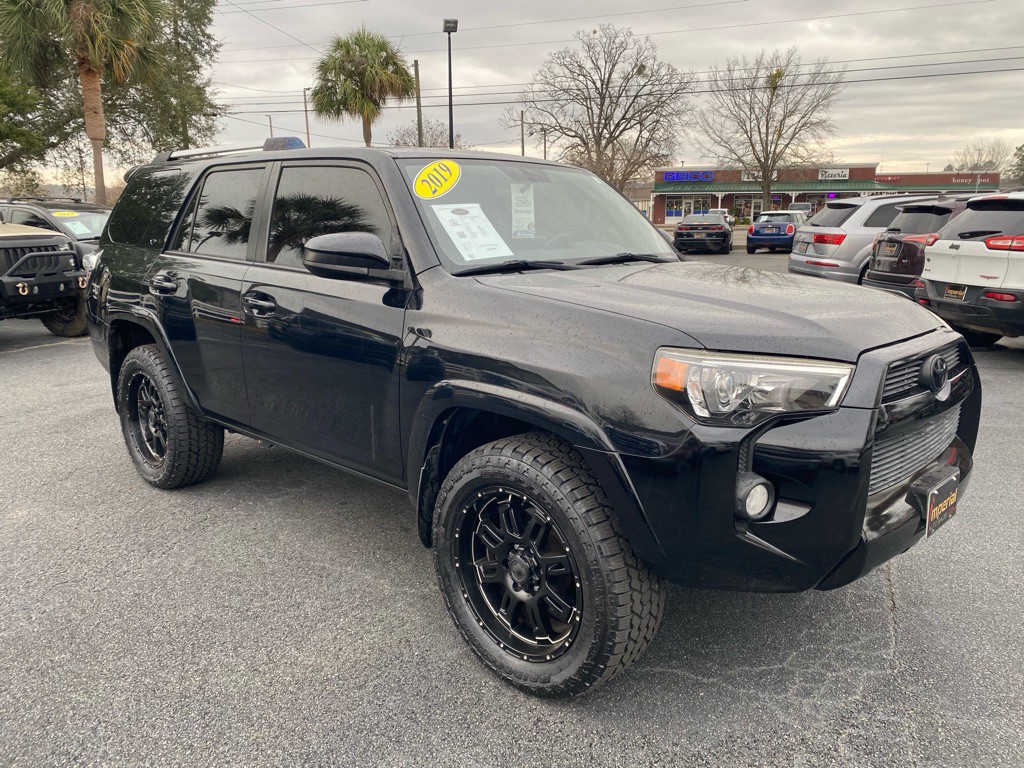2019 Toyota 4Runner Image 5