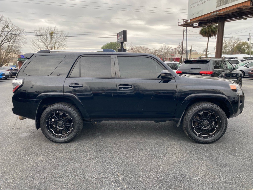 2019 Toyota 4Runner Image 6