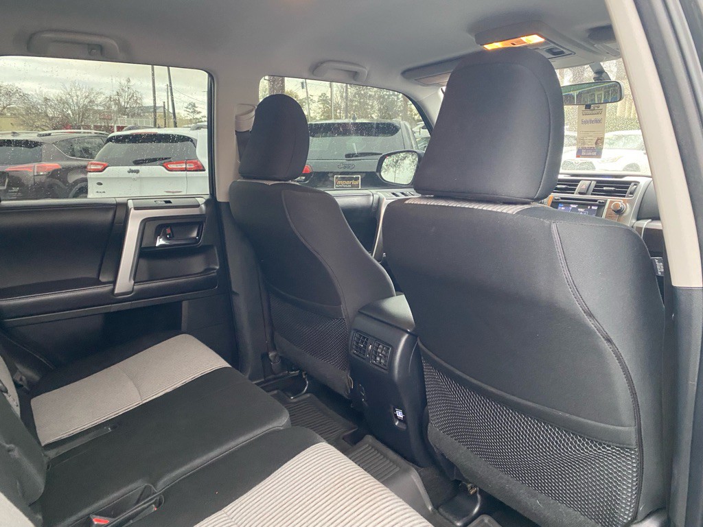 2019 Toyota 4Runner Image 44