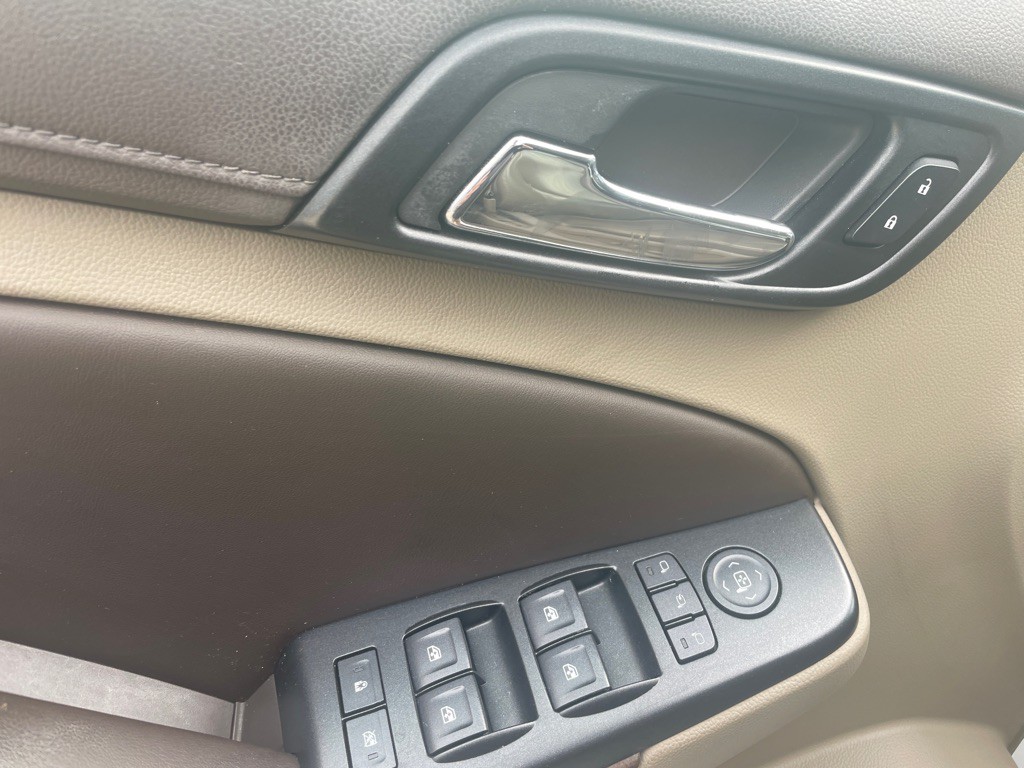 2016 Chevrolet Tahoe Image 21