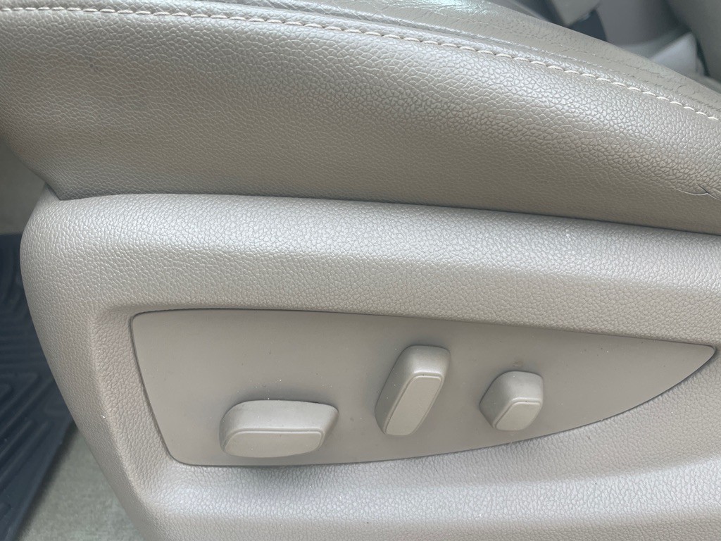 2016 Chevrolet Tahoe Image 24