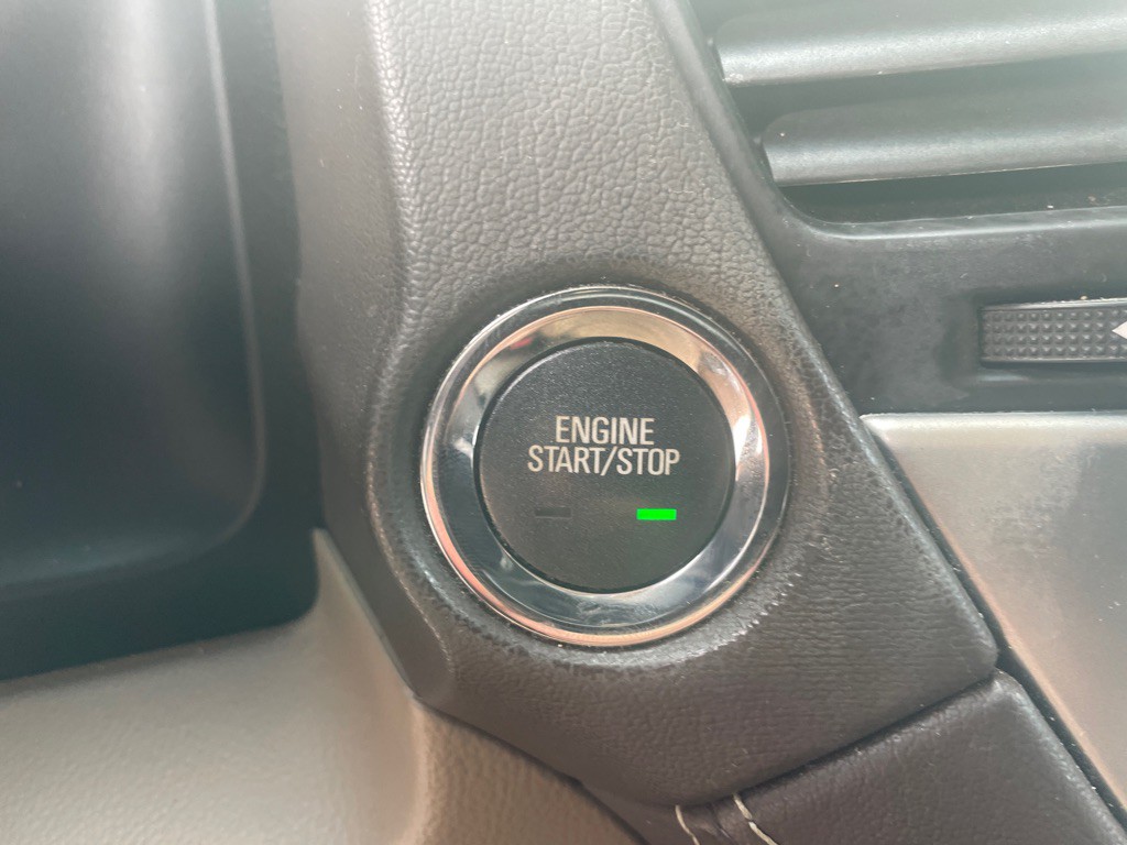 2016 Chevrolet Tahoe Image 25