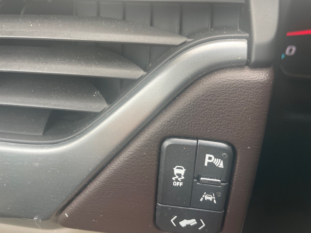 2016 Chevrolet Tahoe Image 27