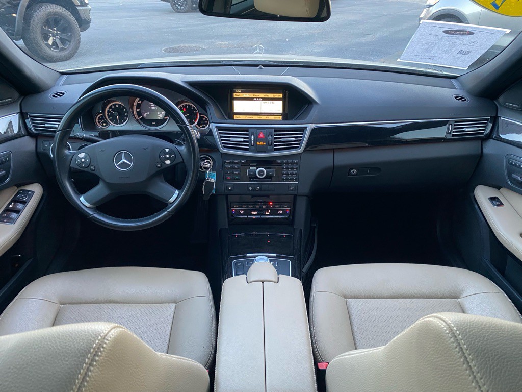 2011 Mercedes-Benz E-Class Image 14