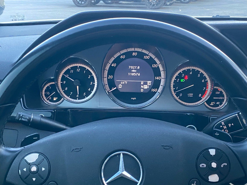 2011 Mercedes-Benz E-Class Image 17