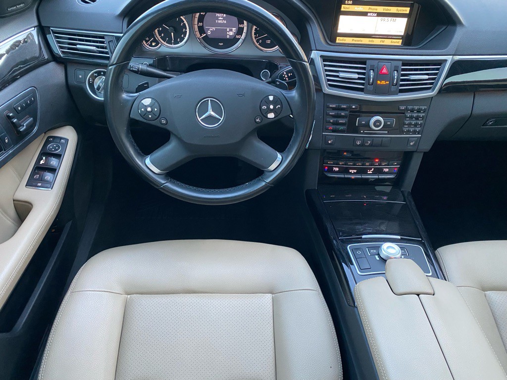 2011 Mercedes-Benz E-Class Image 20