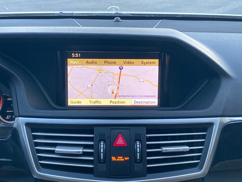 2011 Mercedes-Benz E-Class Image 22