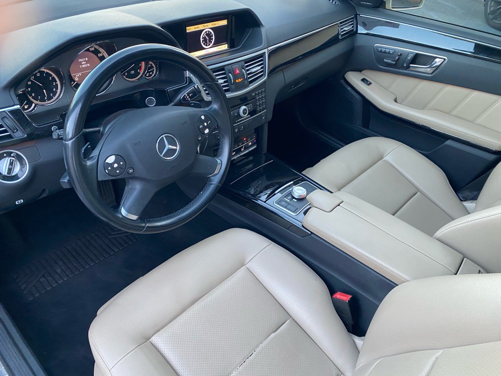 2011 Mercedes-Benz E-Class Image 34