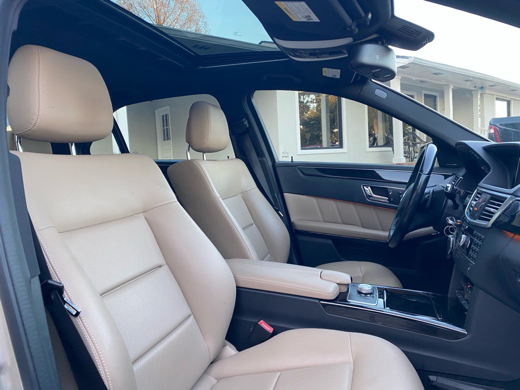 2011 Mercedes-Benz E-Class Image 39