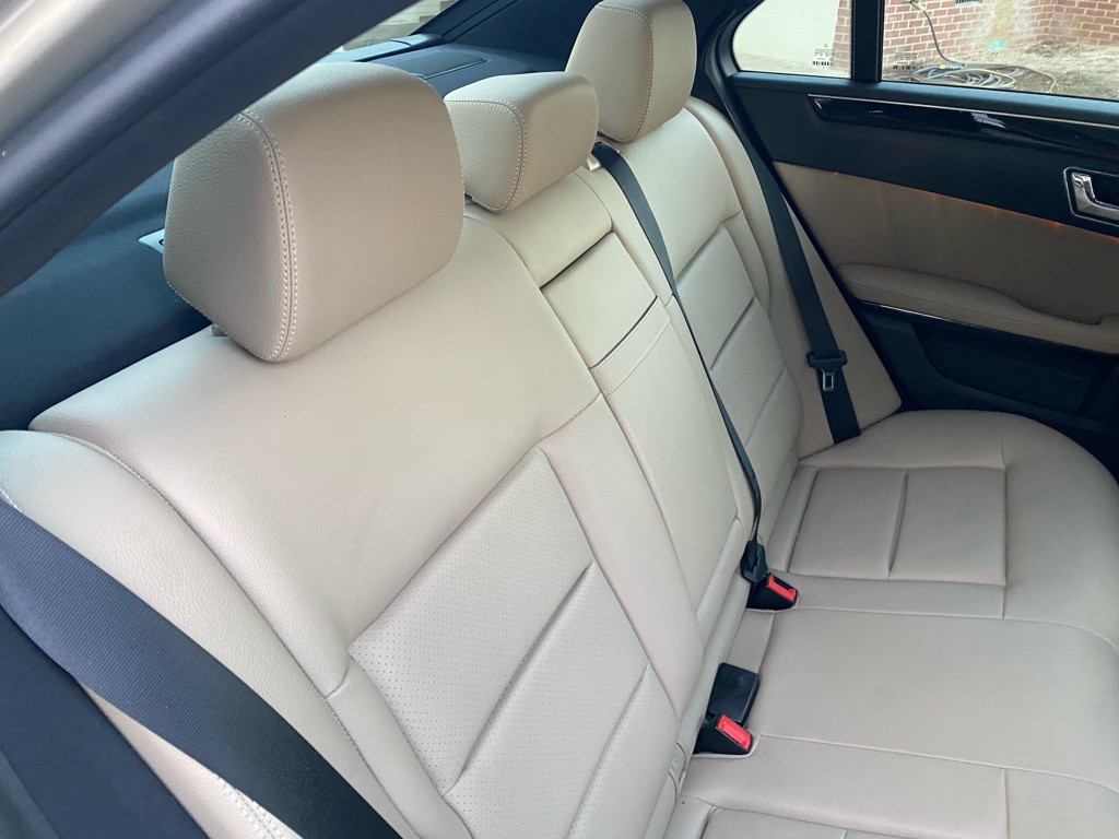 2011 Mercedes-Benz E-Class Image 47