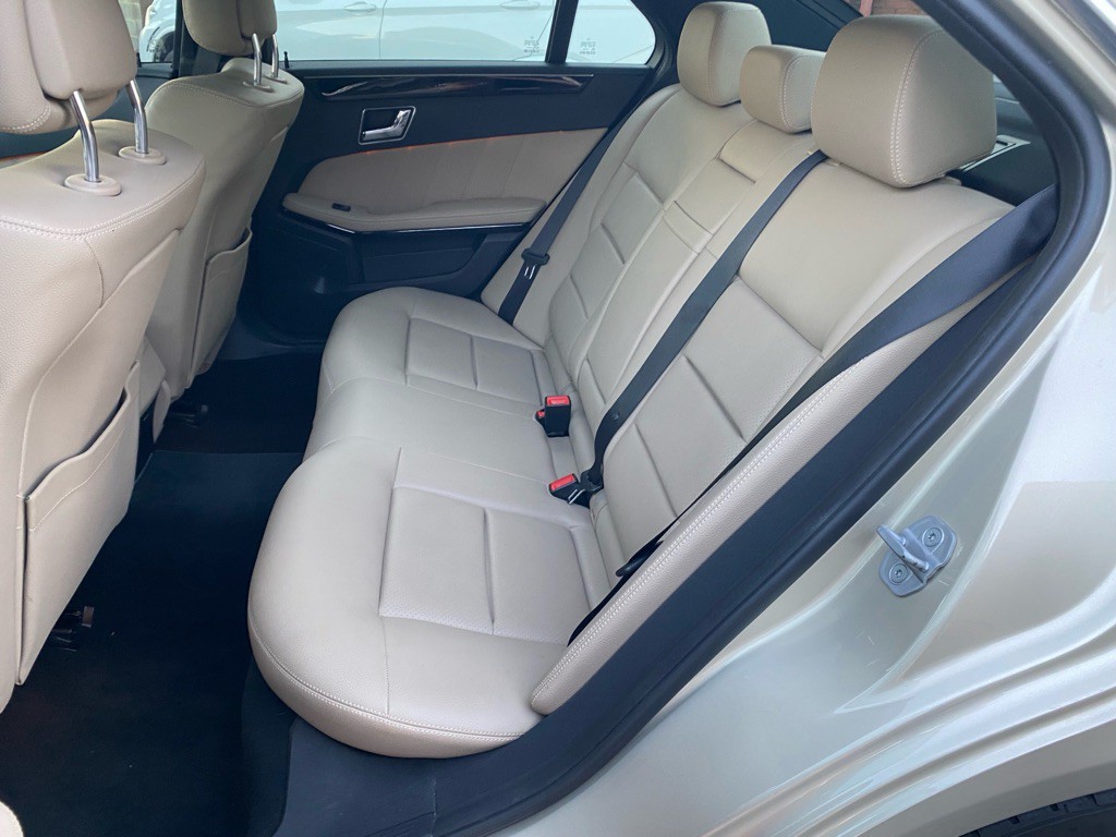 2011 Mercedes-Benz E-Class Image 58