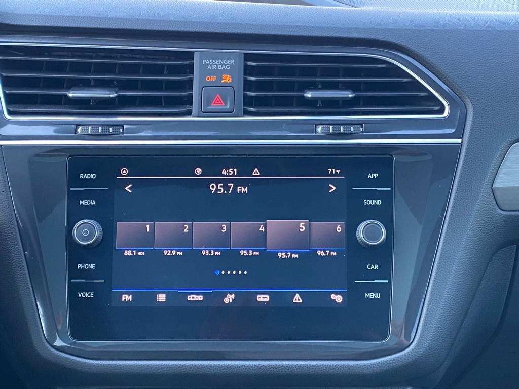 2021 Volkswagen Tiguan Image 22