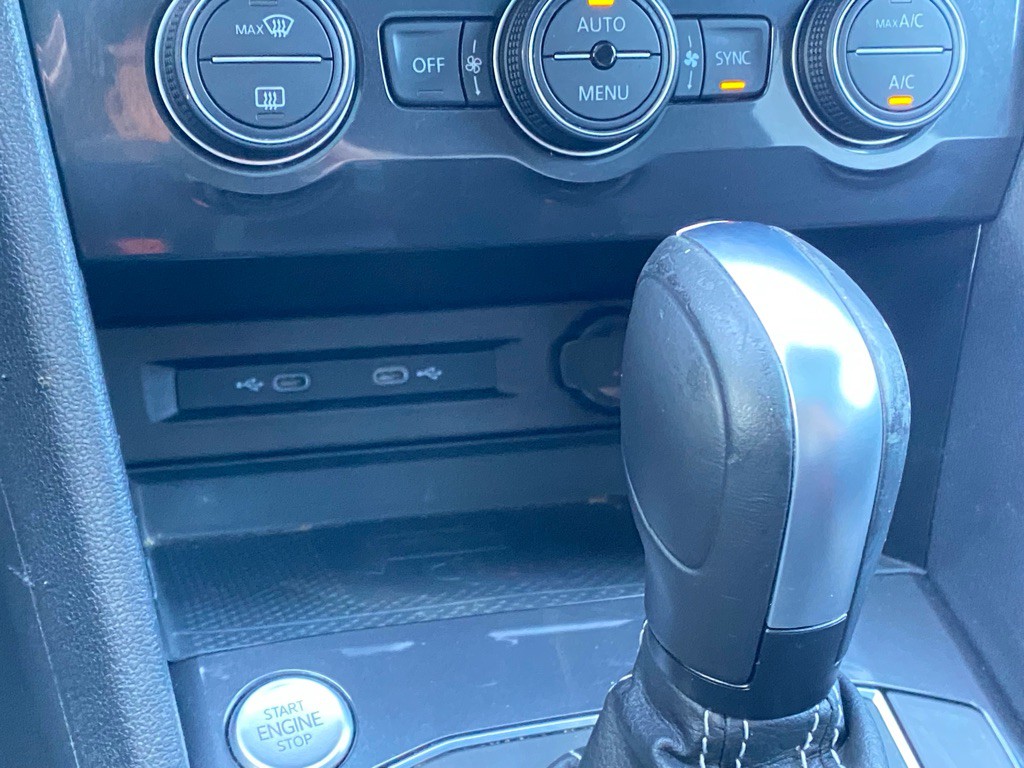 2021 Volkswagen Tiguan Image 27
