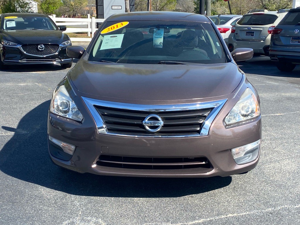 2013 Nissan Altima Image 2