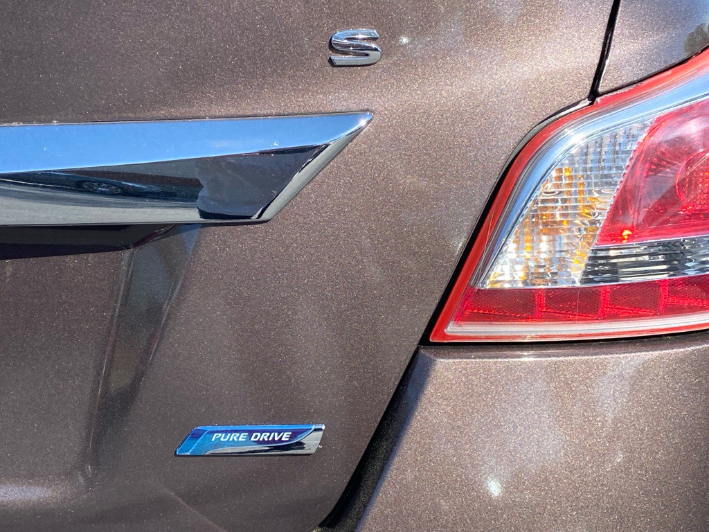 2013 Nissan Altima Image 10