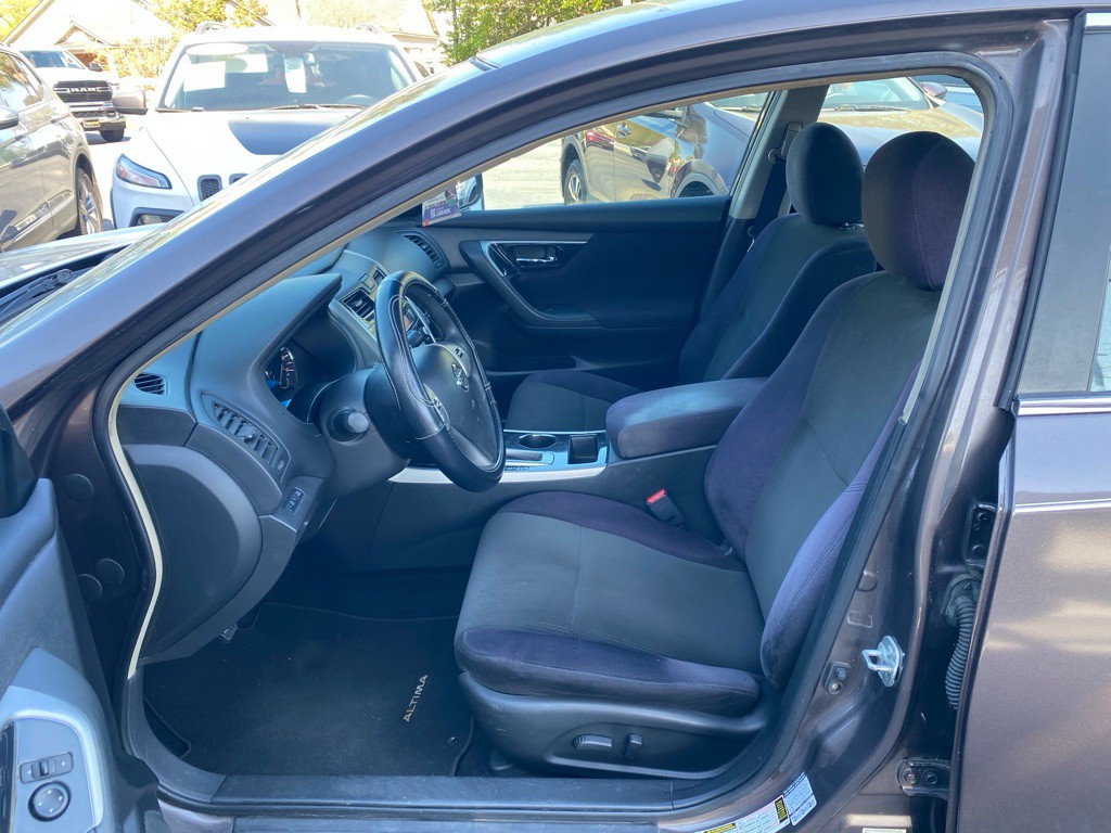 2013 Nissan Altima Image 26