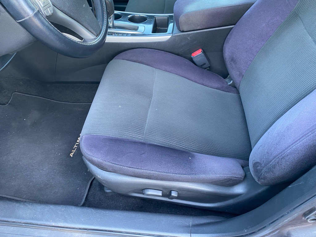 2013 Nissan Altima Image 28