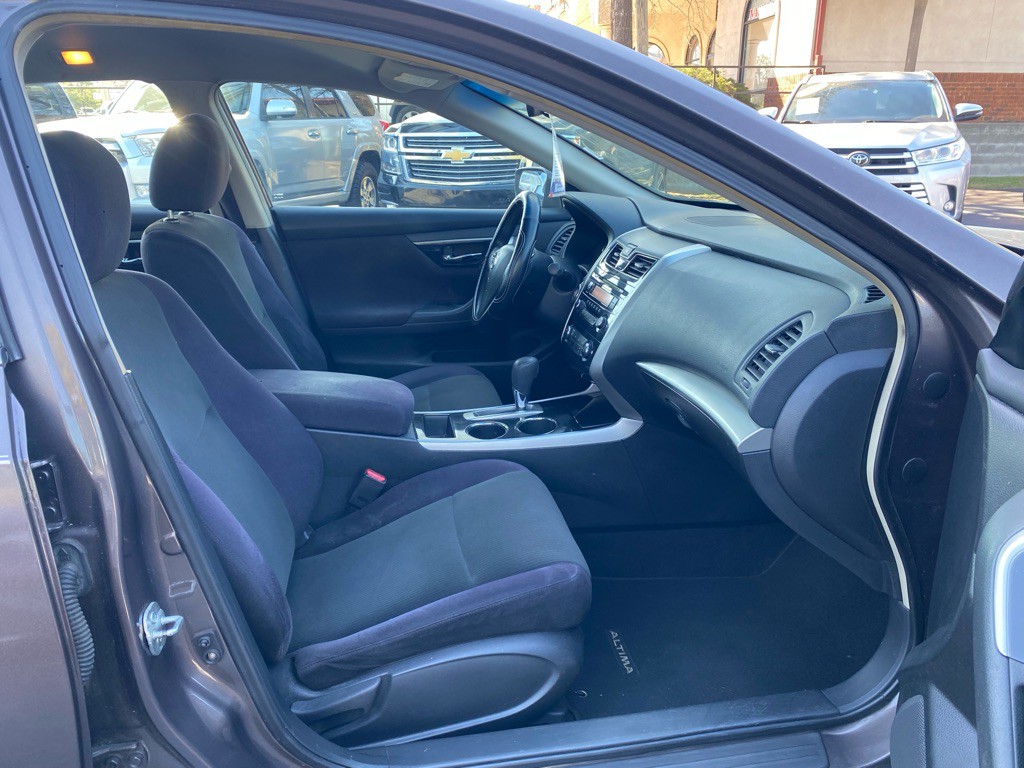 2013 Nissan Altima Image 33