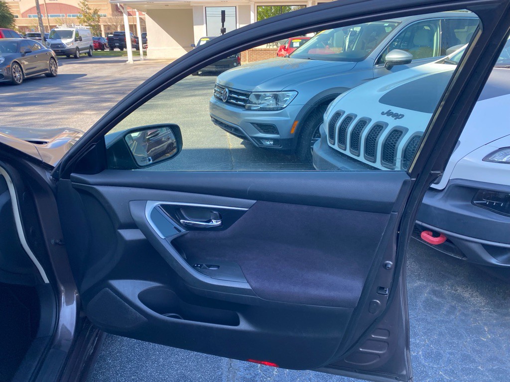 2013 Nissan Altima Image 37