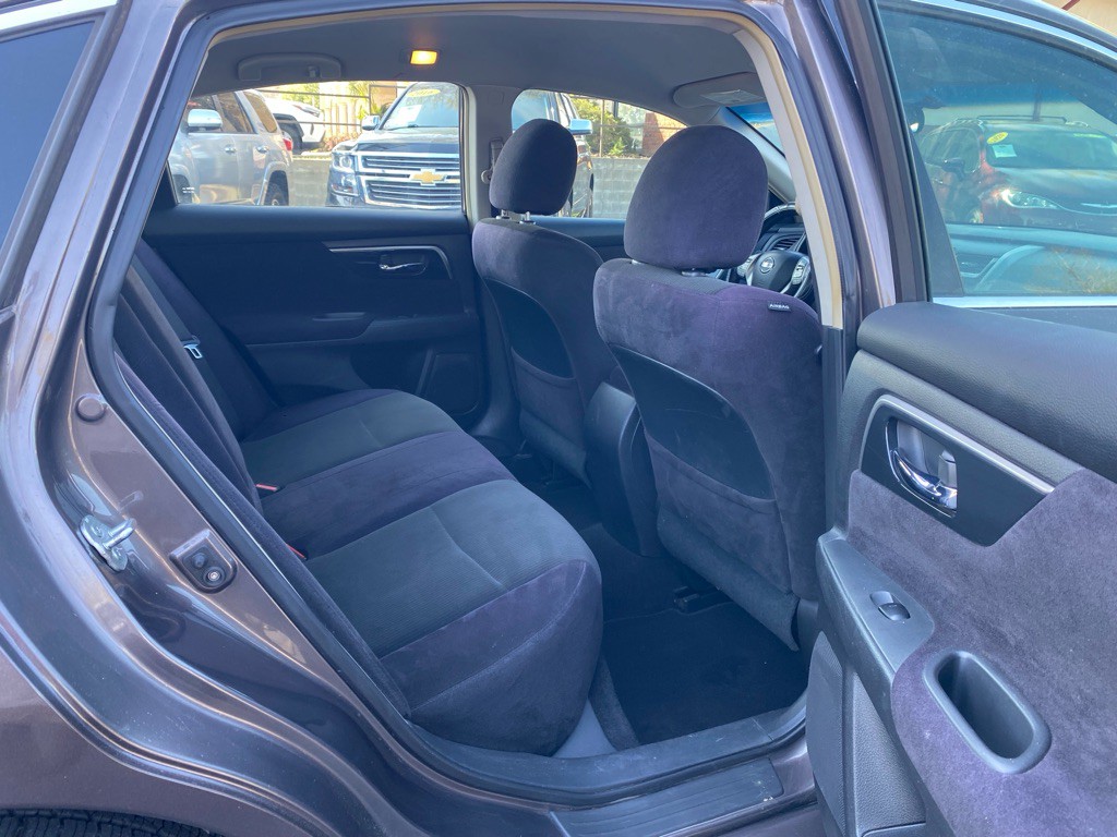 2013 Nissan Altima Image 38