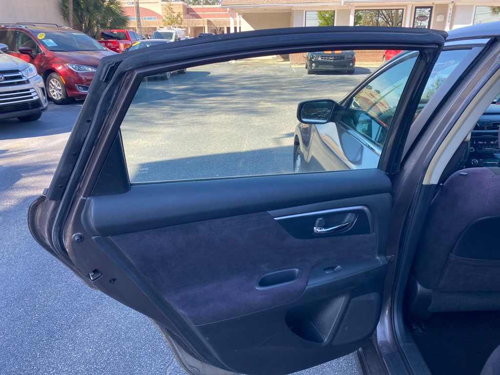 2013 Nissan Altima Image 54