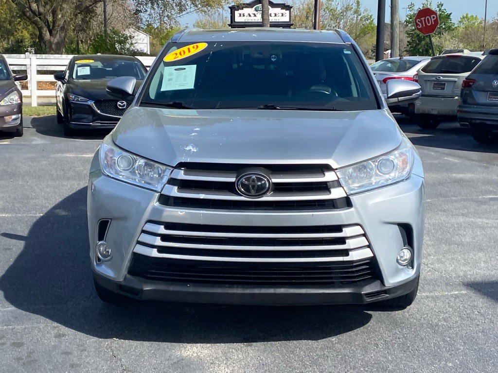 2019 Toyota Highlander Image 2