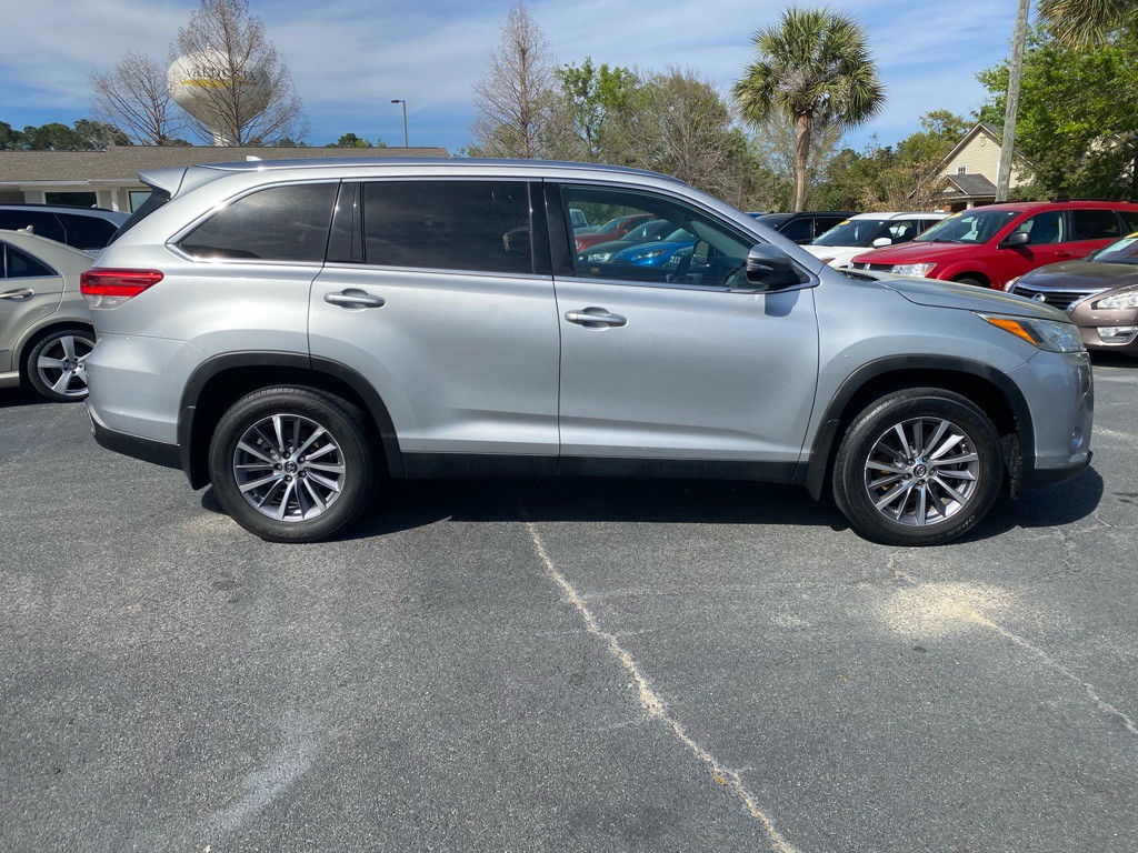 2019 Toyota Highlander Image 6