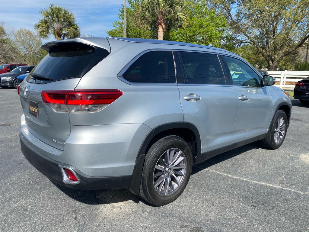 2019 Toyota Highlander Image 7