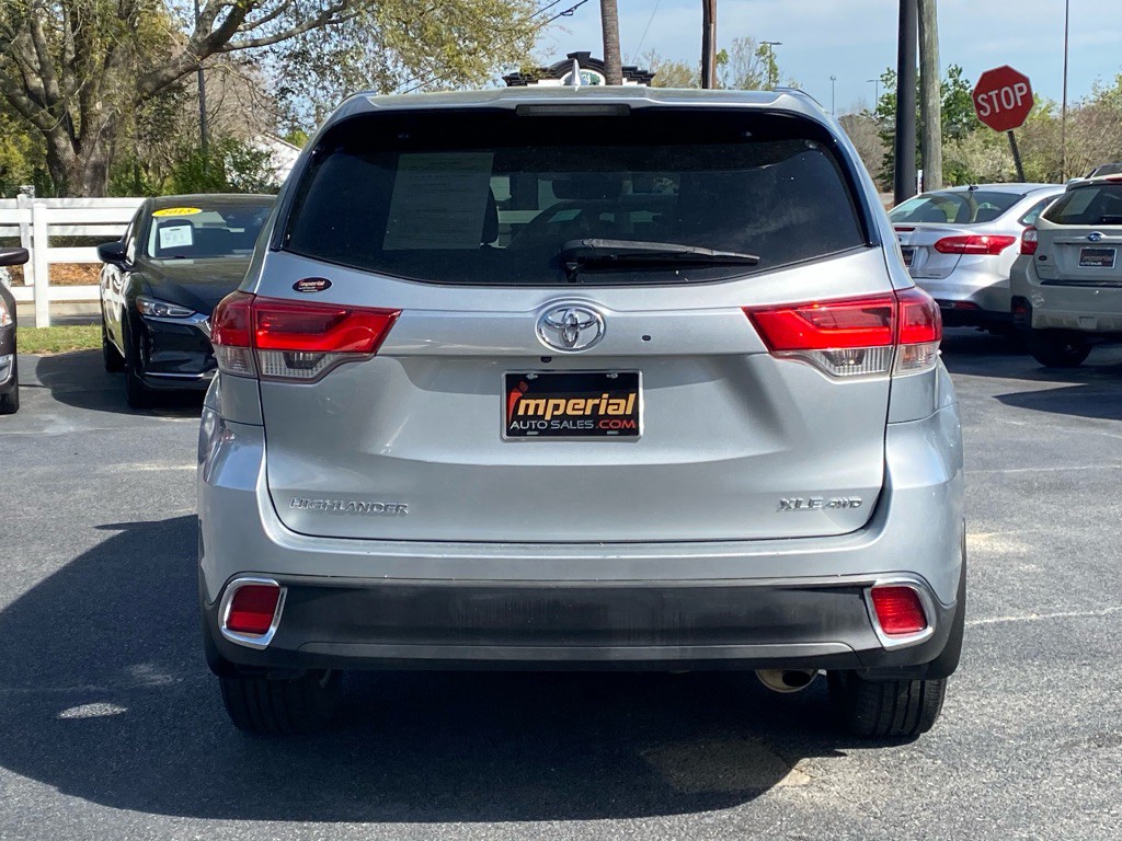 2019 Toyota Highlander Image 8