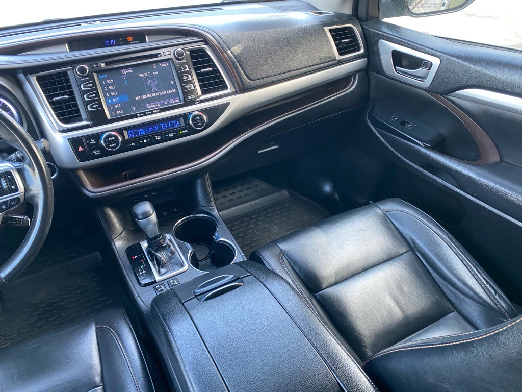 2019 Toyota Highlander Image 15