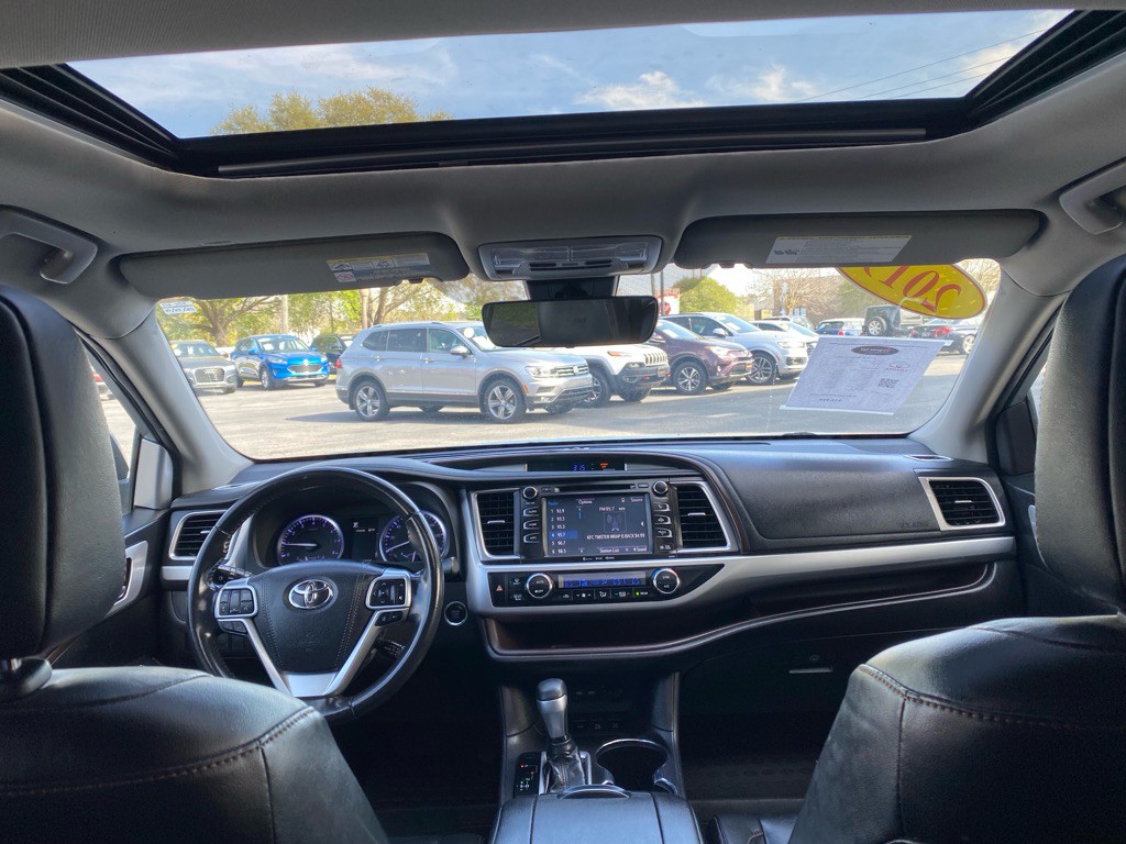 2019 Toyota Highlander Image 19