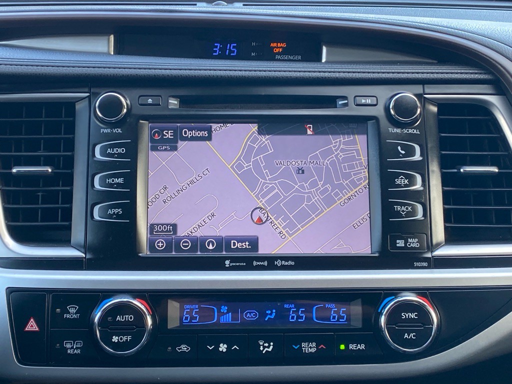 2019 Toyota Highlander Image 23