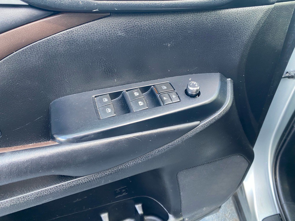 2019 Toyota Highlander Image 38