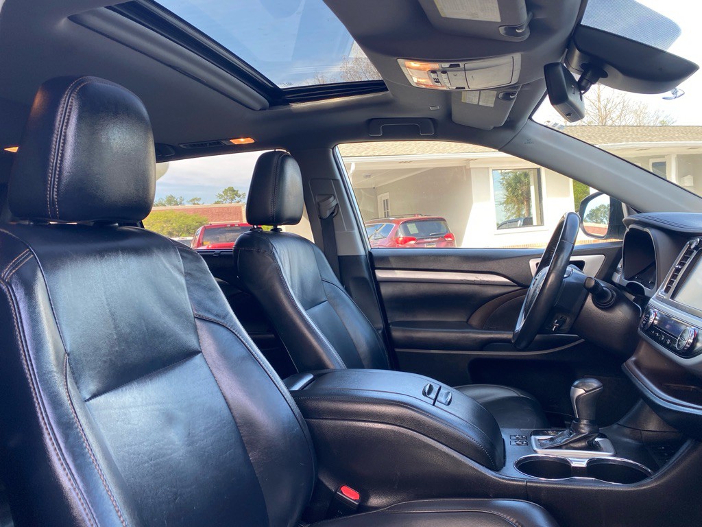 2019 Toyota Highlander Image 40