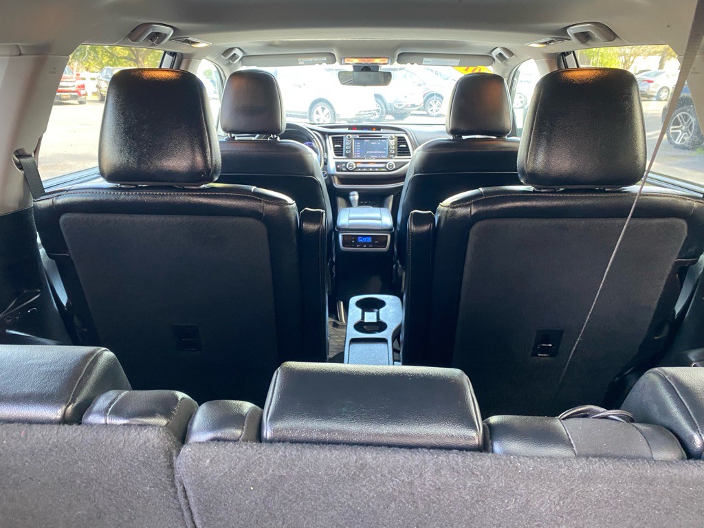 2019 Toyota Highlander Image 61